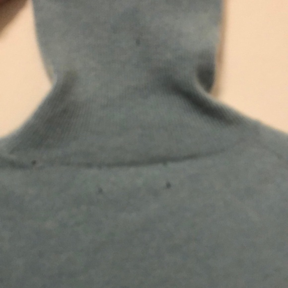 Cashmere turtleneck - Picture 4 of 8